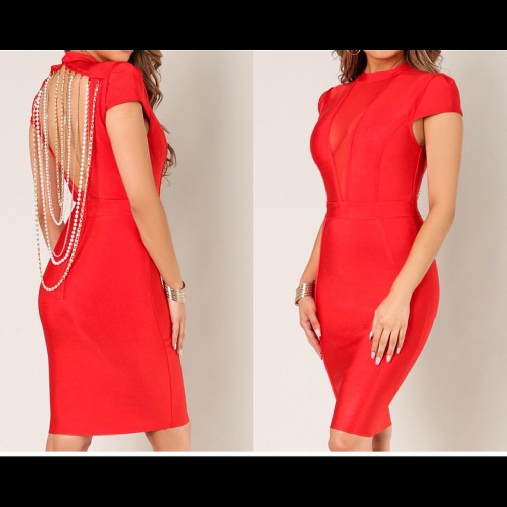 V. - neck open back bandage dress 🔥🔥